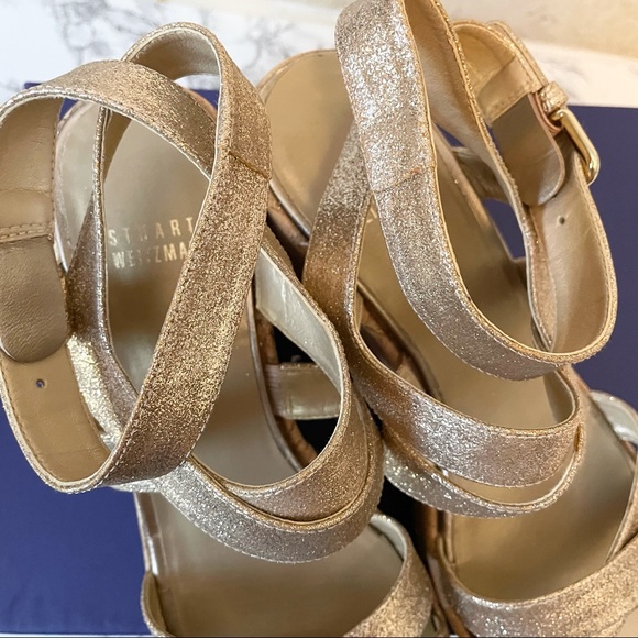 *STUART WEITZMAN* Today Sand Gold Glitter Wedges - Picture 7 of 13